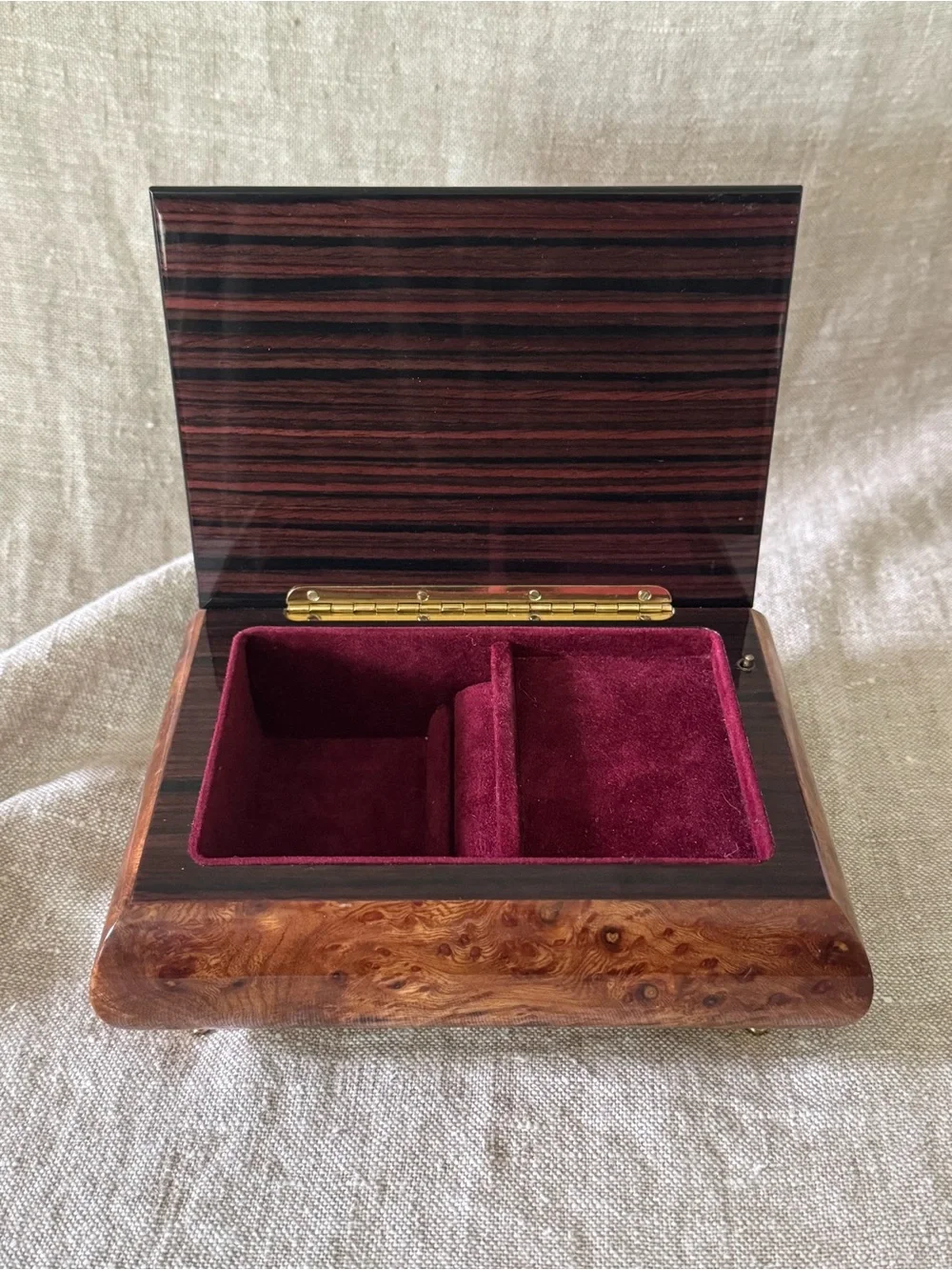 Giglio Asla Italy inlaid wood jewelry music box Cross with Flowers Unforgettable